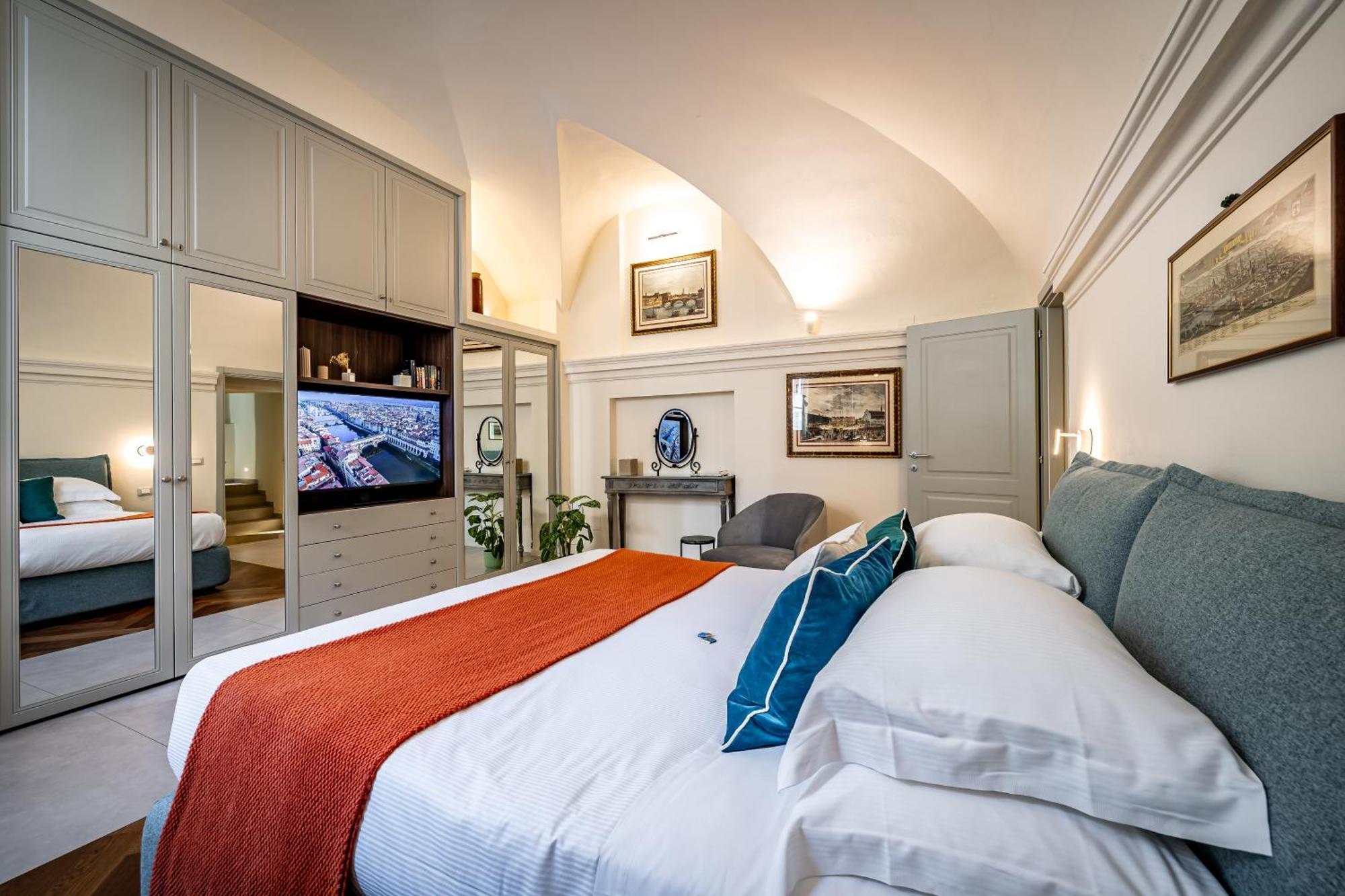 Dimora Collection - Le Corti - Boutique Luxury Suites In A Restored 13Th Century Convent, With Sauna And Gym (Adults Only) Florence Exterior photo